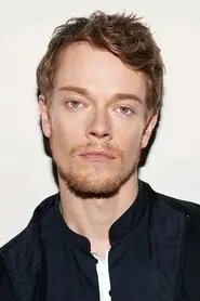 Alfie Allen